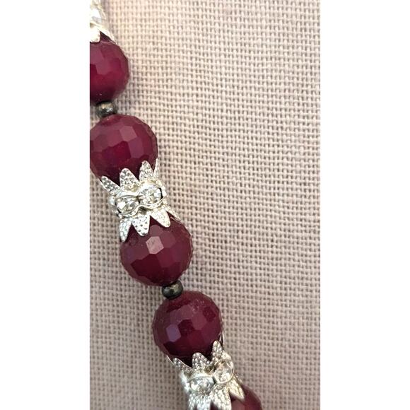 Deep Cranberry Red Cut Faceted Glass Bead and Rhinestone Heart Pendant Necklace - Picture 5 of 10